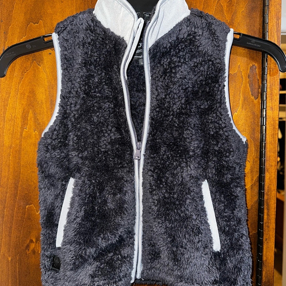 Cozy Black Fleece Kids Vest